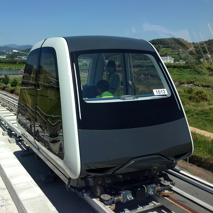 people mover on track