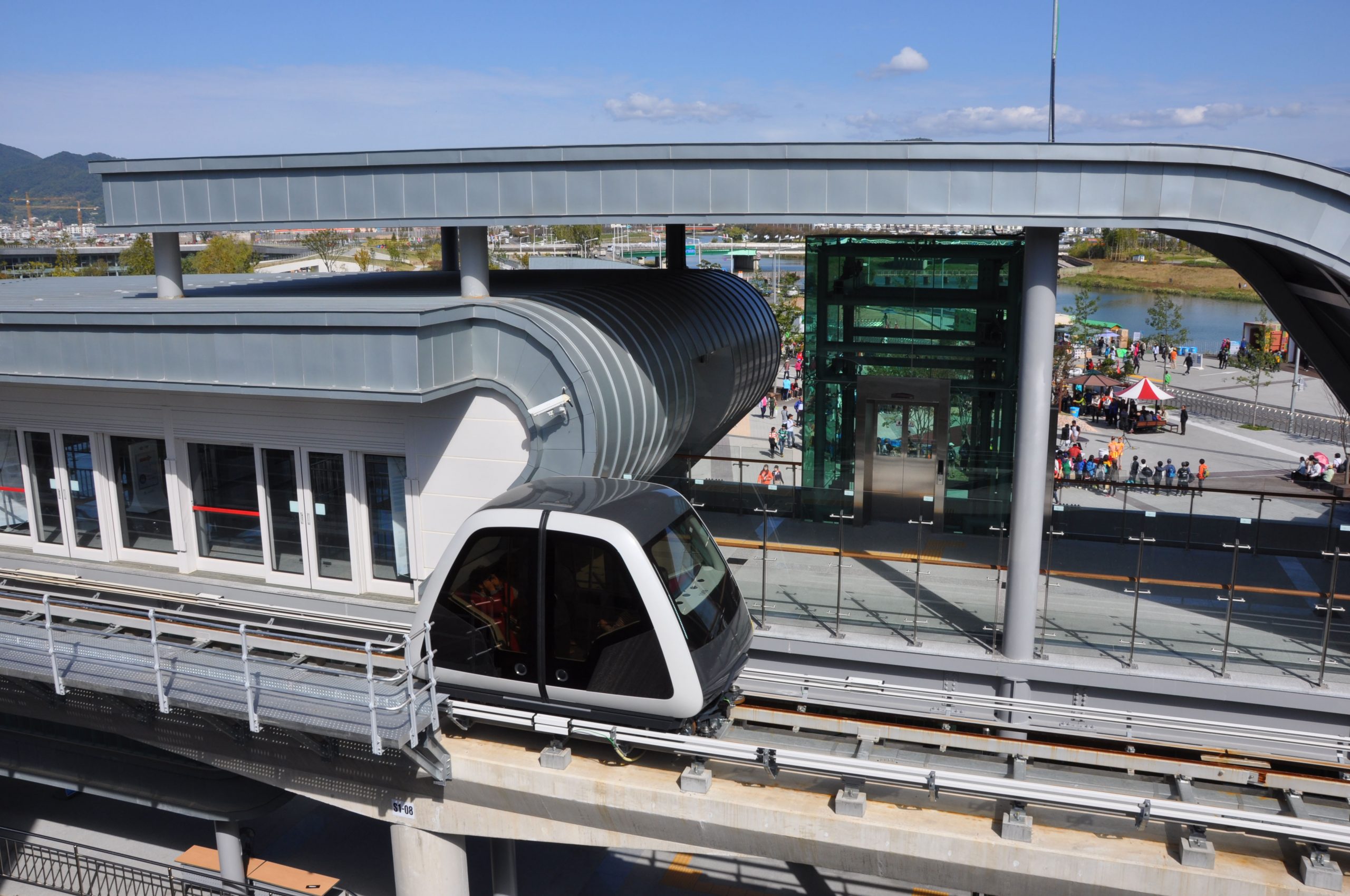 people mover station