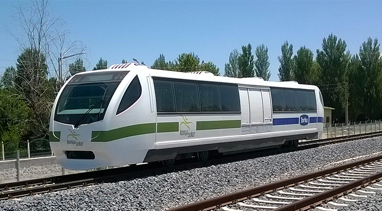 BespokeVLR-menu white train on track